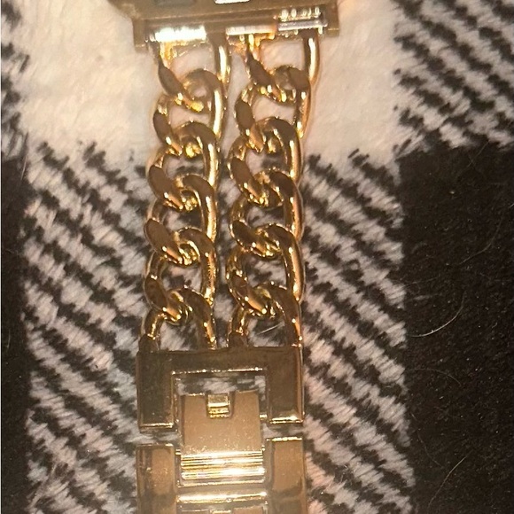 Apple Watch Gold Band - Picture 1 of 2